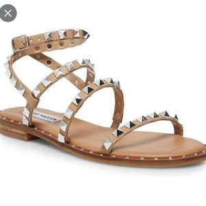 Steve Madden Travel Sandal Size 9